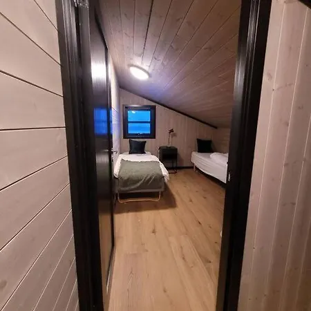 Flott Enderekkehus Med Fantastisk Utsikt Apartment