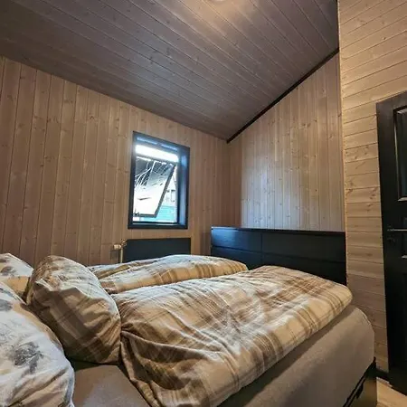 Flott Enderekkehus Med Fantastisk Utsikt Apartman *